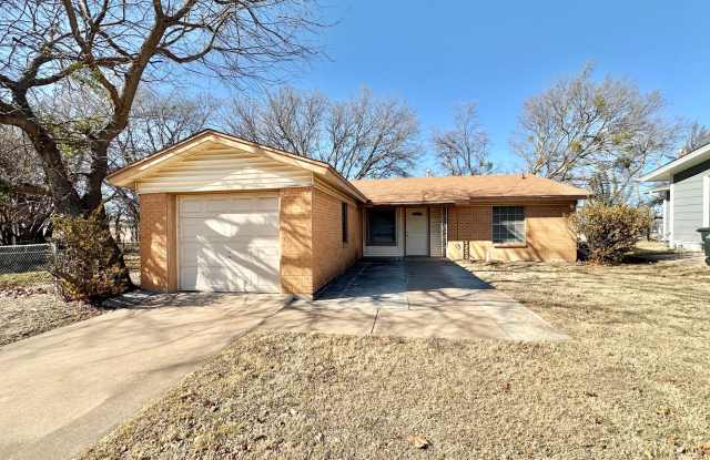 1/2 Off 1st Months Rent! Small Pets Accepted! Viewable Now! - 716 West Avenue East, Copperas Cove, TX 76522 1/2 Off 1st Months Rent! Small Pets Accepted! Viewable Now! - 716 West Avenue East, Copperas Cove, TX 76522