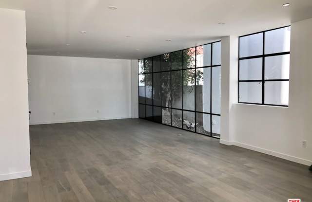1317 CABRILLO AVE Gallery 3