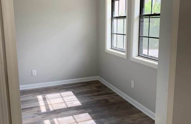 128 Southeast 235th Road - 3 Gallery 4