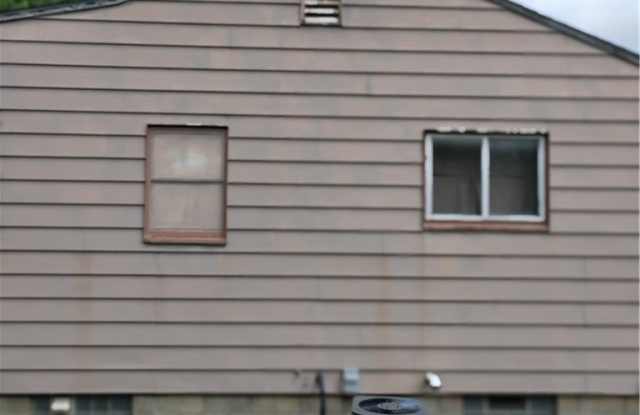 3446 Hadley Avenue Gallery 3