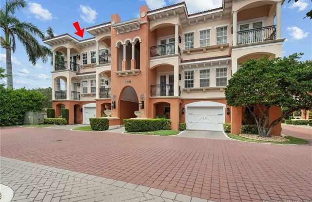 1536 NE Outrigger Landings Drive photos photos