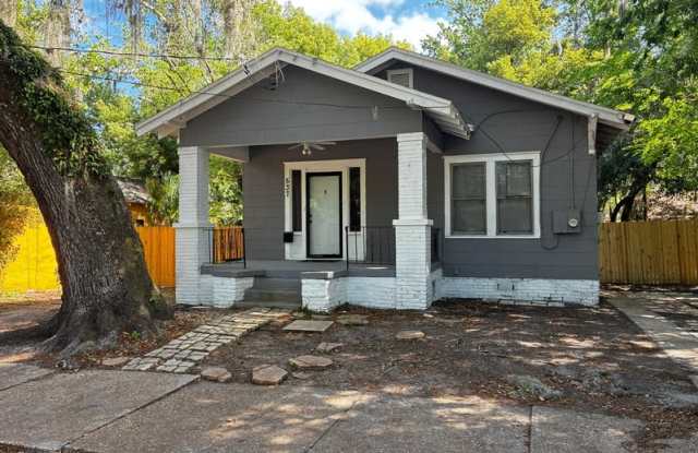 537 Alder Street . photos photos