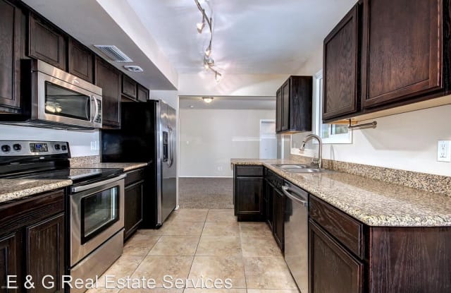 1104 E Geneva Dr - 1104 East Geneva Drive, Tempe, AZ 85282