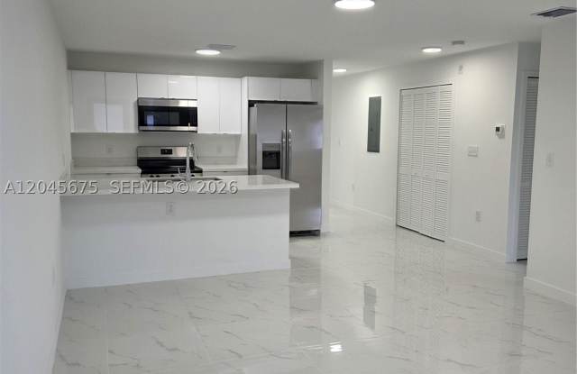 2731 NW 44th St photos photos 2731 NW 44th St photos photos