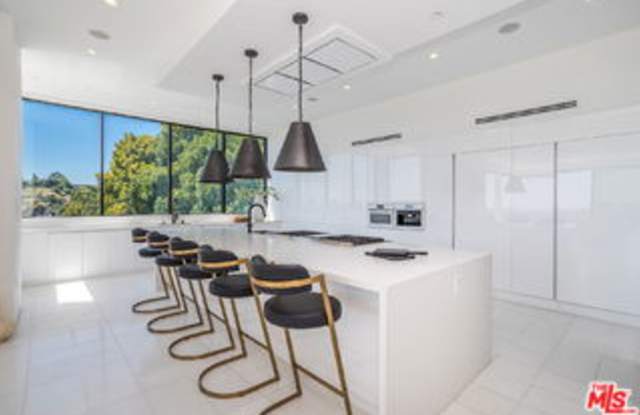 9406 Lloydcrest Drive photos photos