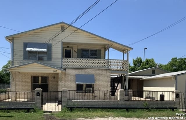 607 S CHUPADERAS ST - 607 South Chupaderas Street, San Antonio, TX 78207