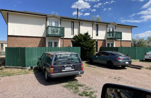 4225 Loomis Ave - 4 photos photos