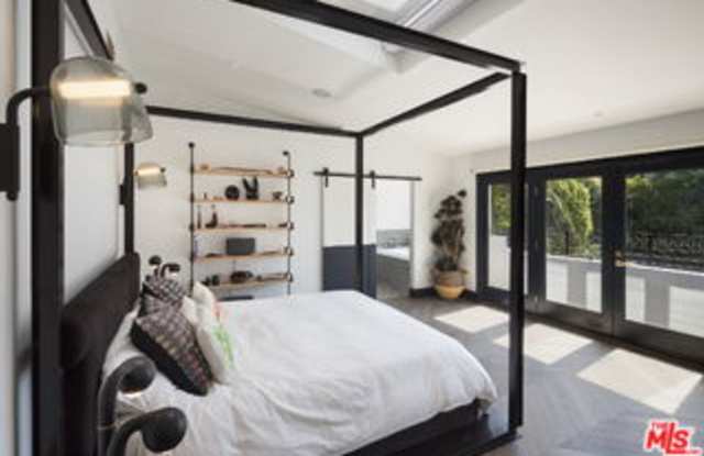 1041 Orlando Avenue - 1041 Orlando Avenue, Los Angeles, CA 90069