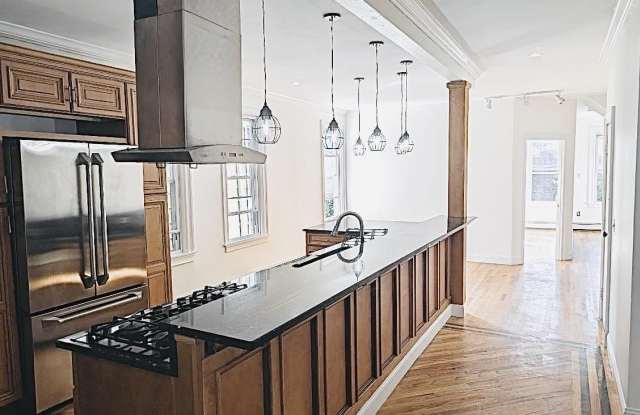 63 VAN REYPEN ST photos photos