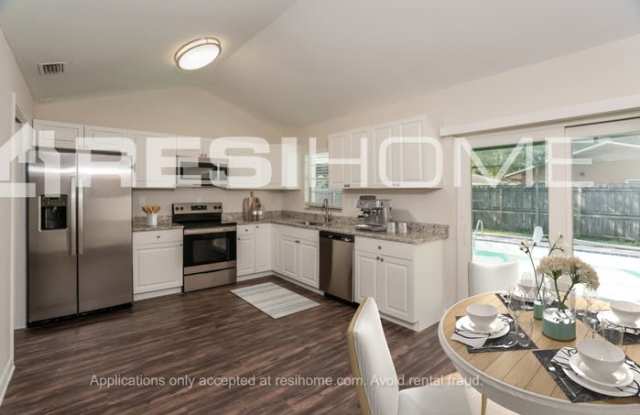 13540 Andova Drive Gallery 3
