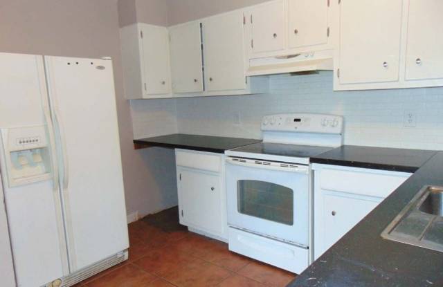 1280 Druid Road E #9 Gallery 4