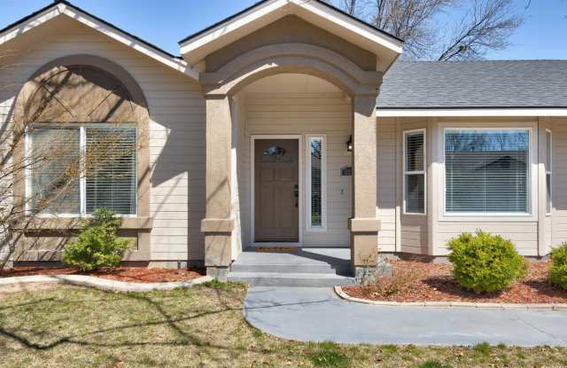 Lakeside Property - Gated Community with Office!! photos photos