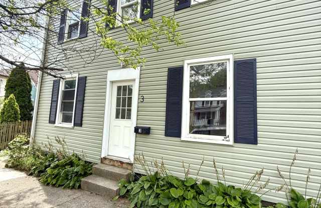 445 East Silver Street - 2 photos photos