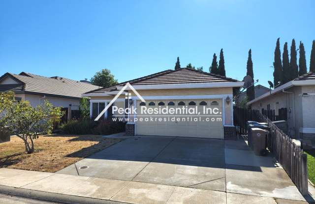 Very Nice 3bd/2b Elk Grove House with 2 Car Garage photos photos