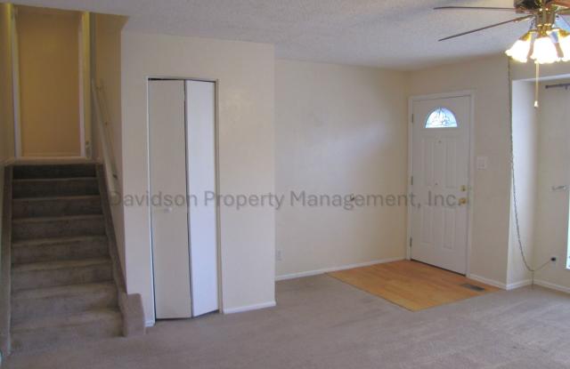 Great 4 Bedroom House in North Colorado Springs Gallery 4