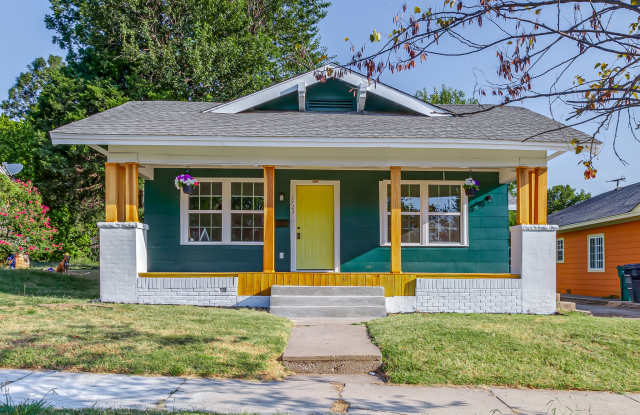 1723 West Park Place Gallery 2