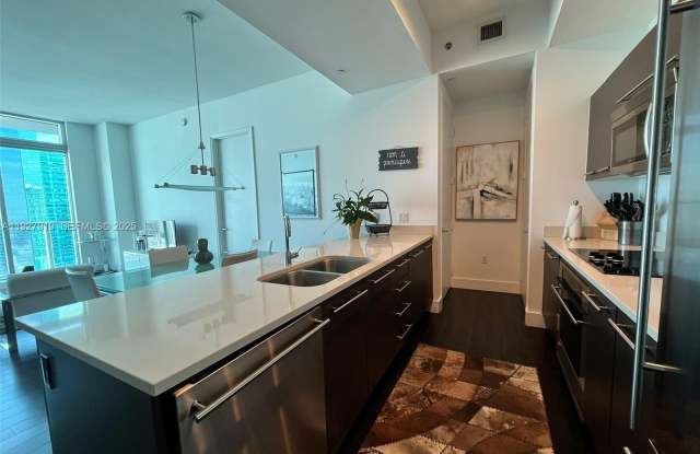 55 SE 6th St photos photos