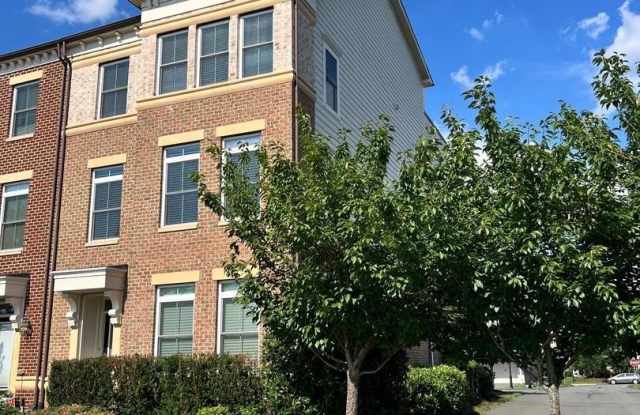 20730 EXCHANGE ST photos photos
