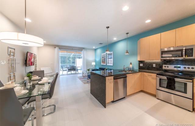 1605 TRANQUIL AVE - 1605 Tranquil Avenue, Four Corners, FL 34714