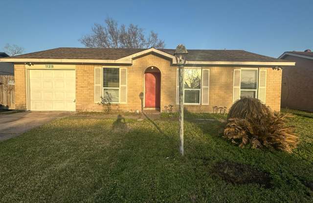 Ready for move in at Southeast Houston!! - 11319 Fawngrove Drive, Houston, TX 77048
