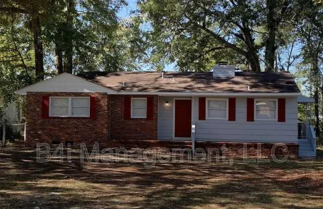 2125 Wesley Drive photos photos