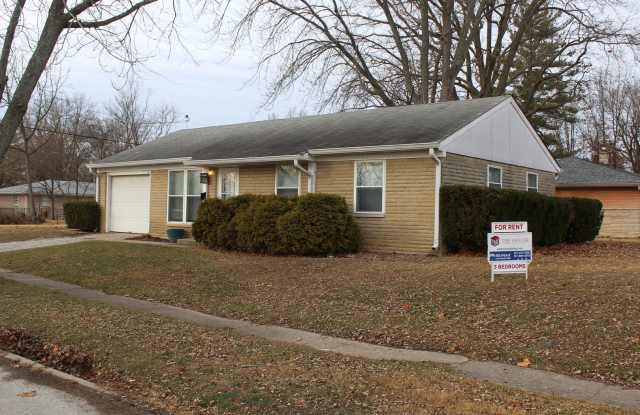 3 Bedroom Ranch in Plainfield - 1534 Section Street, Plainfield, IN 46168