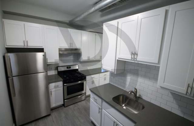 3928 North Pine Grove photos photos