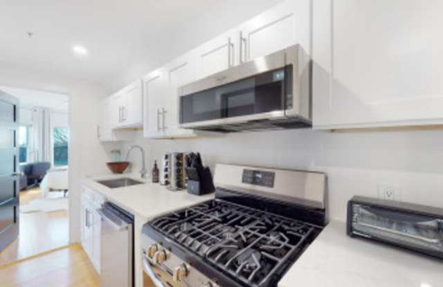 659 South St photos photos