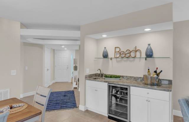 8880 N Sea Oaks Way Gallery 3