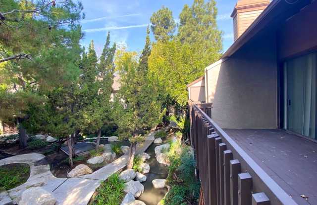 Woodlake Gated Condo Community 2 BD for Lease - Community Pool  Jacuzzi photos photos