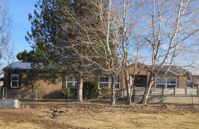 SHORT TERM RENTAL THROUGH JUNE 2026, Beautiful Country Home, Powell Butte. - 6490 Southwest Powell Butte Highway, Crook County, OR 97753