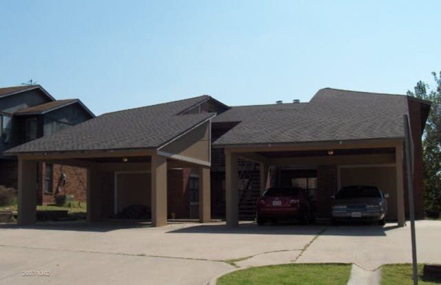 4036 NW Ozmun Unit B - 4036 Northwest Ozmun Avenue, Lawton, OK 73505
