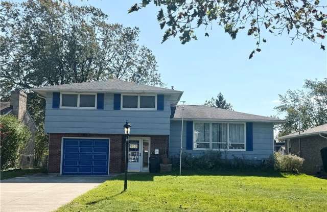 559 Mapleview Road Gallery 1
