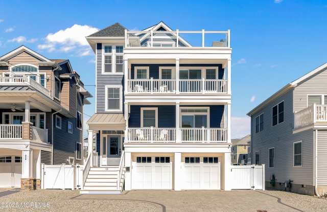 18 Fielder Avenue photos photos