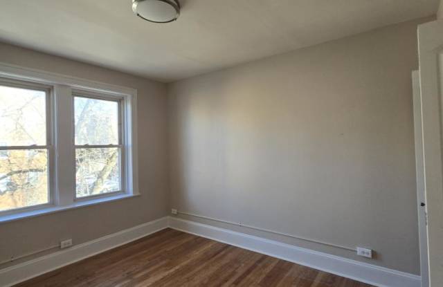 4416 North Whipple St. photos photos