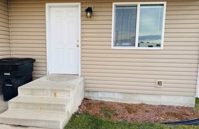 523 Yellowstone Ave. photos photos