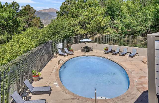 The Knolls at Sweetgrass Apartment Homes Gallery 3