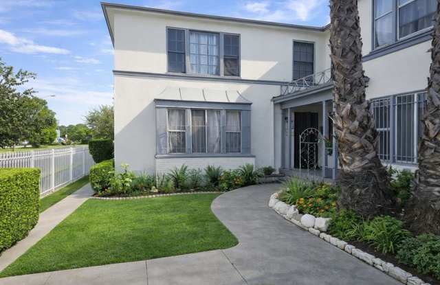 2366 Venice Boulevard photos photos