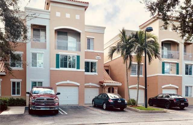 11011 Legacy Ln photos photos