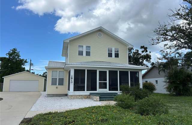 1810 28TH STREET W photos photos