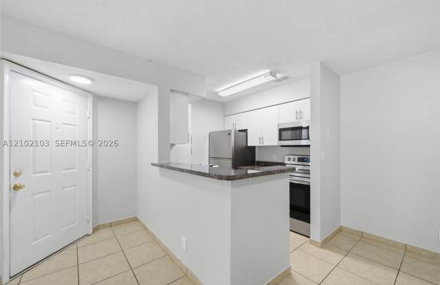 2846 S University Dr Gallery 3