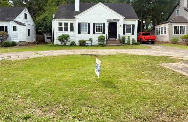1977 N Decatur Road N photos photos