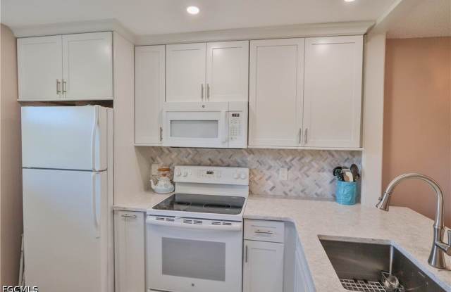 9281 Central Park Drive Gallery 3