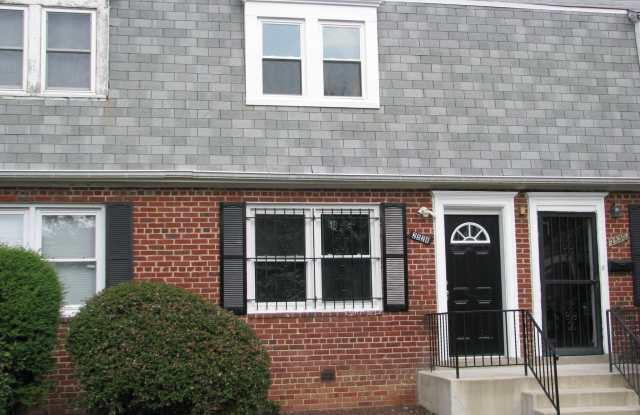 2528 IVERSON Street photos photos
