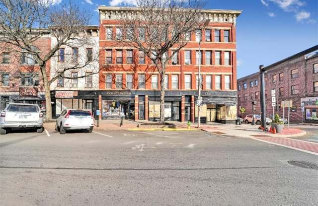 468 Main Street - 468 Main Street, Middlesex County, CT 06455