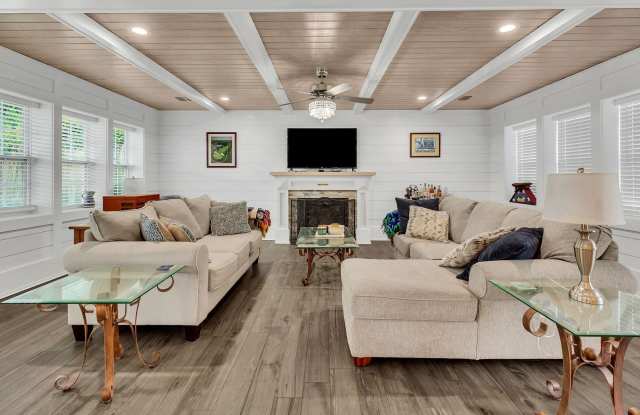 3 bedrooms in Mary Esther!!! photos photos