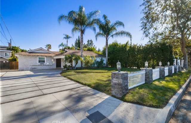 4648 Talofa Avenue - 4648 Talofa Avenue, Los Angeles, CA 91602