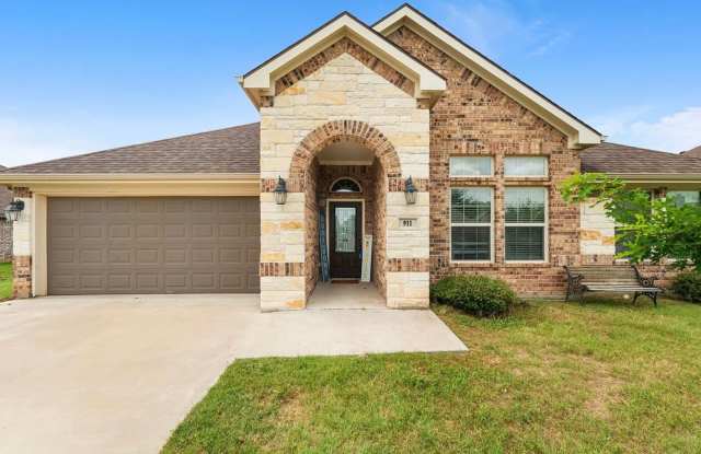 911 Elk Ridge, Stephenville, TX 76401 photos photos