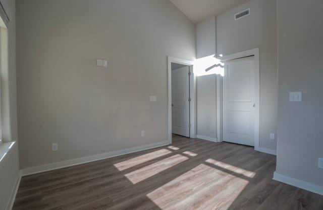 2 Bedroom 2 Bath home located in Fayetteville! Gallery 4