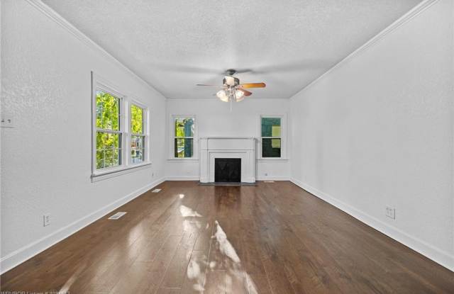 2030 S L Street, Fort Smith, AR 72901 Gallery 4